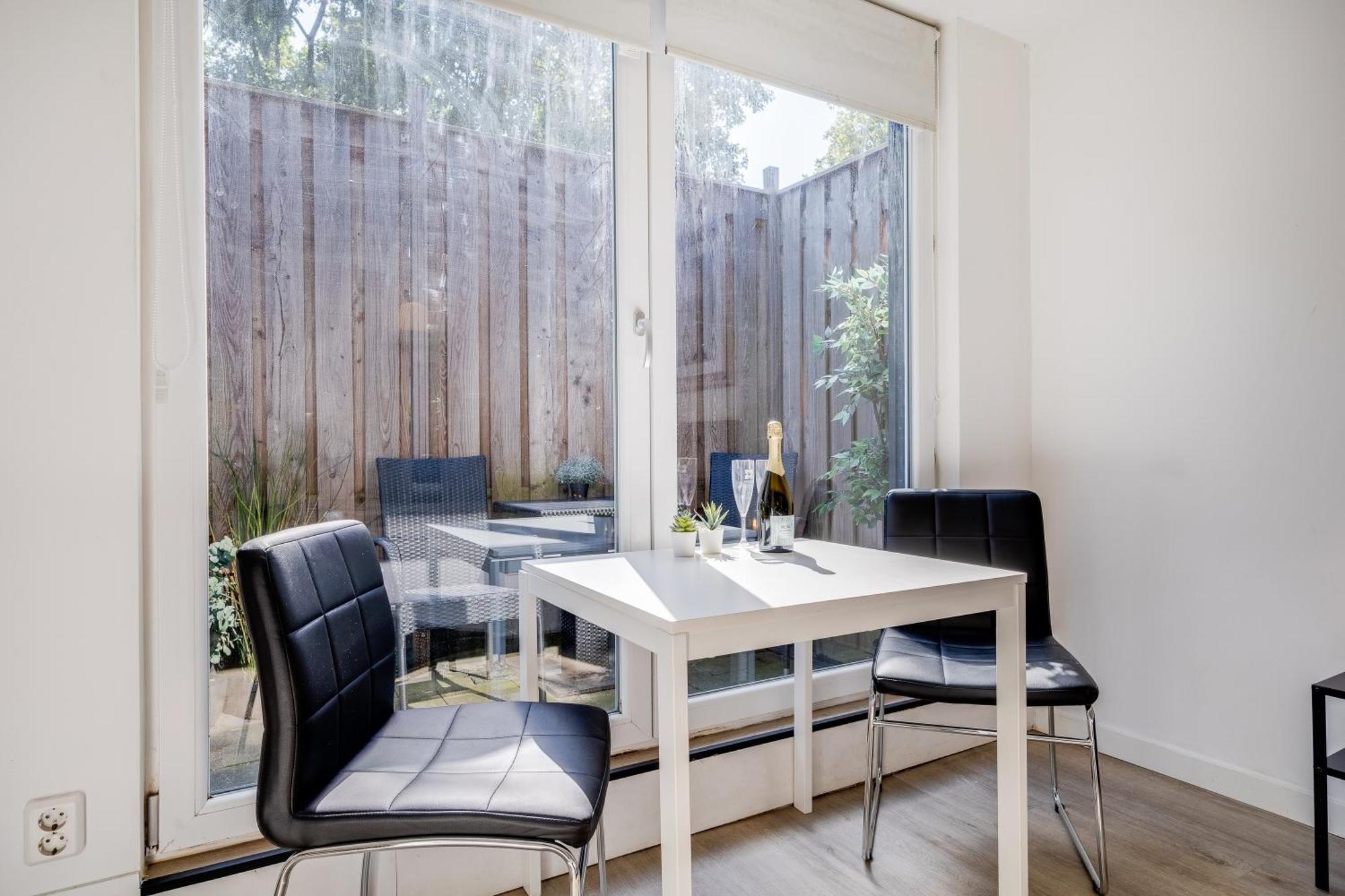 Luxe Wellness Apartment Apeldoorn With Jacuzzi And Sauna Eksteriør bilde